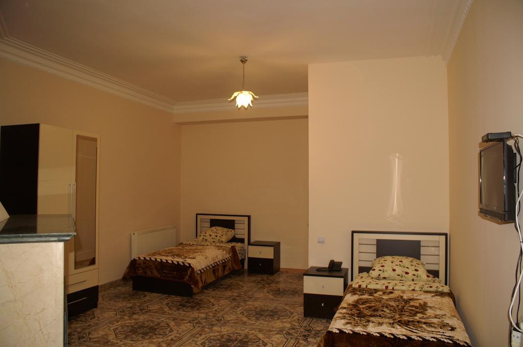 Europa+T Hotel Tbilisi Exterior foto